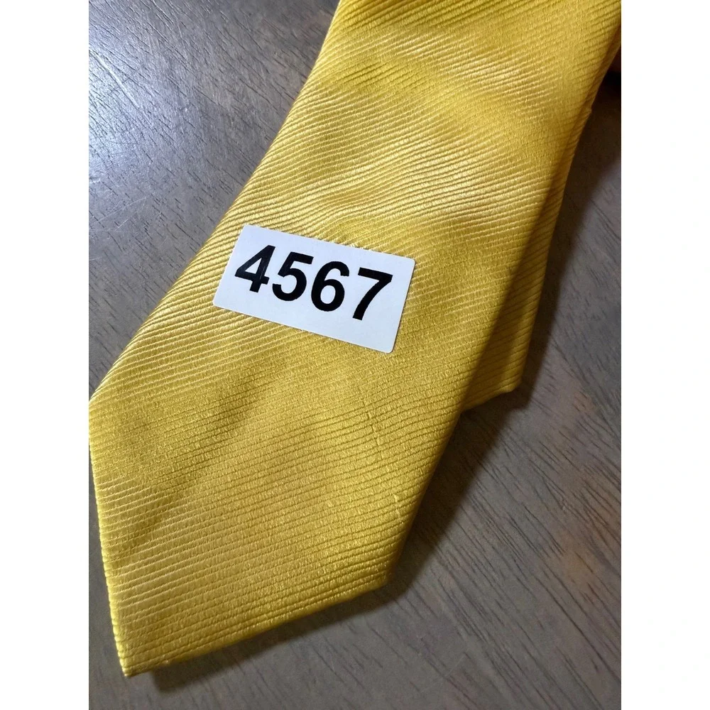 Nautica Boys Zipper Necktie 100% Silk Ribbed Texture Yellow One Size